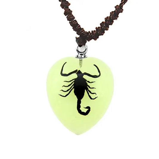 Black Scorpion Necklace (Glows-In-The-Dark) Trendy Zone 21