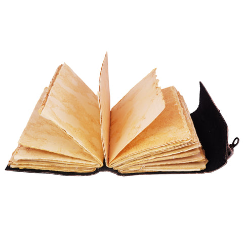 Pentagram Embossed Leather Journal with Metal Closure – 5 x 7 Inch Vintage Leather Notebook