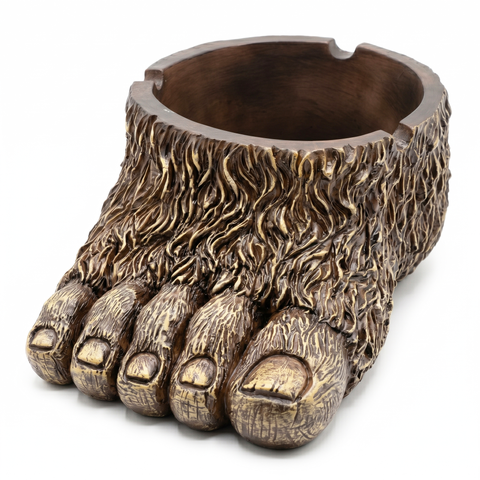 Bigfoot Ashtray – Decorative Resin Ashtray with Detailed Bigfoot Design