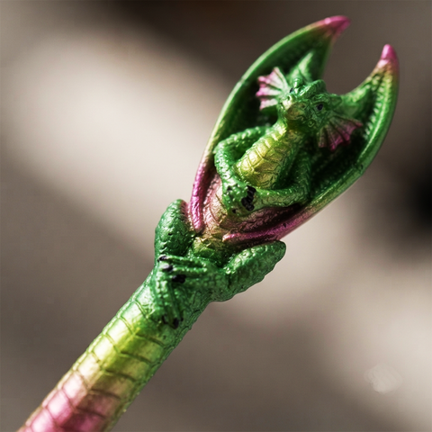 Green Dragon Pen in Dragon Head Base – Fantasy Dragon Desk Pen Holder